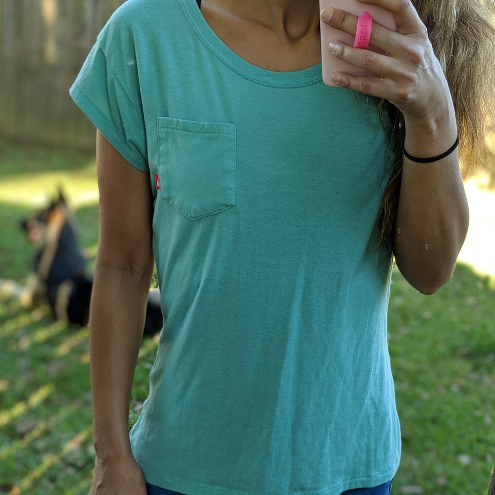 Green Nike t shirt